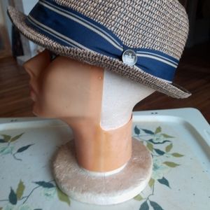 Goorin Brothers hat